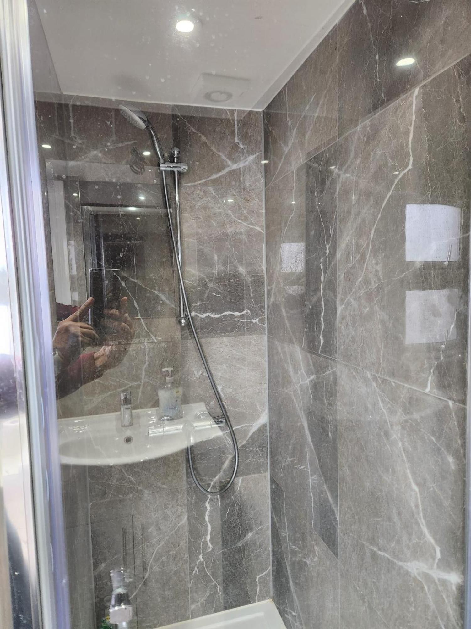 The London En-Suite Илфорд Екстериор снимка